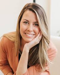 Find Emotionally Focused Therapists and Psychologists in Urbandale, IA