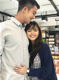 Berita penyanyi dan pelakon aliff aziz kantoi curang sekali lagi bersama seorang remaja perempuan cukup hangat diperkatakan sejak pagi tadi. Mereka Suruh Saya Cari Laki Baru Tapi Bella Astillah Sedia Terima Aliff Aziz Semula Akan Buat Pengumuman Tak Lama Lagi Lobak Merah