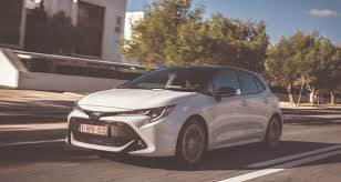 New Bigger Corolla Targets Ex Auris And Avensis Drivers