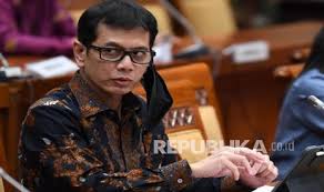 Hari ini hari pertamaku cuti, aku dan ma. Wishnutama Ditunjuk Sebagai Komisaris Utama Telkomsel Republika Online