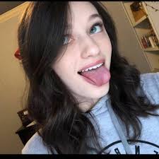 Megan Parker (@megssmariee)