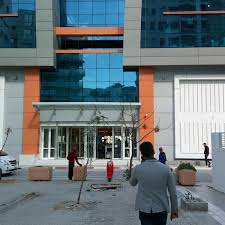 Mainplace mall 2800 n main st. Tunisia Mall Einkaufszentrum In Les Jardins Du Lac