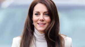 Prinzessin Kate trägt den Anti-Minirock-Klassiker, der zeitlos und trendy  zugleich ist