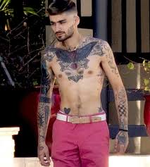 All orders are custom made and most ship worldwide within 24 hours. Fans Wonder What Will Happen To The Tattoo Of Gigi Hadid S Eyes On Zayn Malik S Chest Now That They Ve Broken Up Zayn Malik Tattoos Zayn Malik Pics Zayn Malik