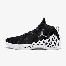 By max (basketstore) 07.12.2020 dallas mavericks, players. What Pros Wear Luka Doncic S Jordan Jumpman Diamond Shoes What Pros Wear