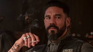 Mayans MC: How Kurt Sutter's Absence Impacted Season 3