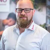 Thomas Strobel: Makler aus Zittau