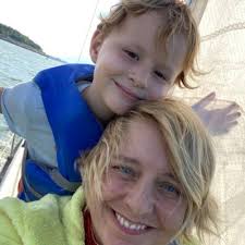 Cora Carey (@coracarey)