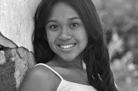 Lori Dill's Instagram, Twitter & Facebook