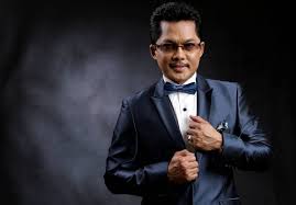 Aside from his wife, datuk nassier also had left a beautiful daughter — intan najihah, currently 22 years old. Nassier Wahab Dalam Kenangan Santai Sini