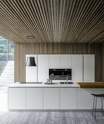 Mooi Dat Houten Plafond Wat Als Wand Doorloopt Baffletavan Baffleahsaptavan Baffleasmatav Cuisine Moderne Cuisine Contemporaine Amenagement Interieur Maison