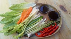 Pinzimonio Crudites Avec Une Sauce A Base D Huile D Olive Capres Anchois Olives Noires Cuisine Recette Ete Plat
