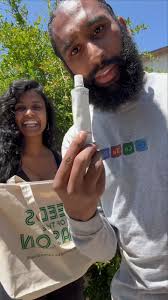 One thing we don’t play about is our goodie bag. Big thanks to  @etheridgefarms @johngivensfarm @eatsimpli @lululemon for helping us  maintain the best bag in the game. , We didn’t even talk about the ...