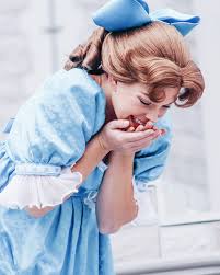Pin By Chelsea Paradiso On Disney Face Characters Disney Cosplay Disney World Characters Disney Aesthetic