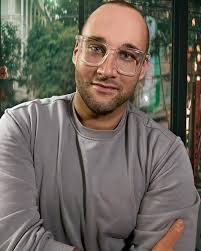 Greg Haywood's Instagram, Twitter & Facebook