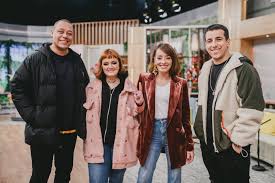 View the daily youtube analytics of the voice kids portugal and track progress charts, view future predictions, related channels, and track realtime live sub counts. The Voice Kids Os Mentores Como Nunca Os Viu Veja As Fotos Holofote