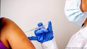 В бахрейне и оаэ власти уже одобрили. Coronavirus Cuan Efectivas Son Las Vacunas Chinas Coronavirus Dw 29 01 2021