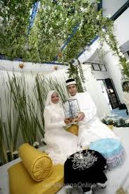 Dalam situasi yang menyedihkan ini, dengan. Koleksi Kisah Cinta Artis Dan Kerabat Raja Carigold Forum