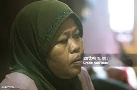 686 Mami Sat Stock Photos, High-Res Pictures, and Images