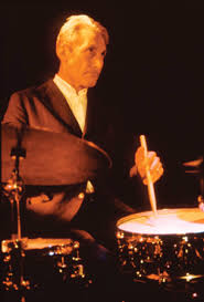 Seine band und er machen unverdrossen weiter. Charlie Watts The Stones Rock Solid Survivor Modern Drummer Magazine