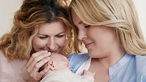 Anja och Filippa i Arlas kampanj för öppenhet