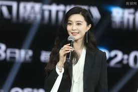 Fan bingbing 范冰冰‏подлинная учетная запись @realbingbingfan 31 янв. èŒƒå†°å†°æœ€è¿'çš„æƒ…å†µè¢«å¤„ç½š9äº¿èŒƒå†°å†°å‡ºå•¥äº‹äº† è‚¡åŸŽçƒ­ç‚¹
