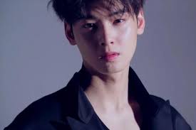 He is a member of the boy group astro and a former member of the project group s.o.u.l. Eunwoo Aesthetic Reviews Facebook