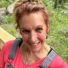 Is it rude for someone to keep their phone in "Do Not Disturb" all day long?