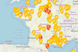 Tandis que les repères rouges montrent les stations complètement. Gilets Jaunes Debut D Une Penurie De Carburant Dans Plusieurs Stations Essence Suite Au Mouvement