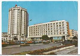 Lista codurilor postale din romania plugin opensearch (ff & ie7). Pitesti Hotel Muntenia Pitesti Romania Postcard 26397