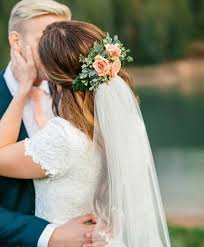 Fantastic 50 Veil Wedding Hairstyle Ideas Veil Hairstyles Wedding Hairstyles With Veil Summer Wedding Hairstyles