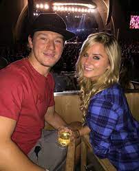 Tyler toffoli stats, news, video, bio, highlights on tsn. Wives And Girlfriends Of Nhl Players Tyler Toffoli Cat Belanger