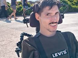 Fundraiser by Paulo Sergio couto : Ajuda para comprar uma carrinha adaptada  a cadeira de rodas