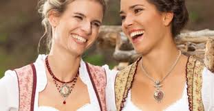 Trachtengeschenke I Mit etwas ganz Besonderem überraschen