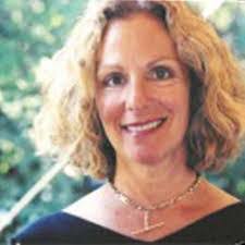 Lynn Weinstein's Instagram, Twitter & Facebook