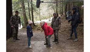 Parce que le film a tellement marqué spielberg qu'il en fera sa propre version. Television La Serie Evenement La Guerre Des Mondes Tournee En Isere Diffusee A Partir Du 28 Octobre Sur Canal