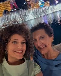 Ann Hoff's Instagram, Twitter & Facebook