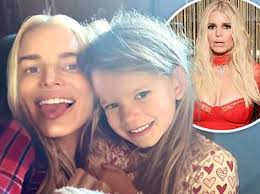 Jessica Simpson's look-alike daughter Maxwell, 12, is already taller than  her in sweet new snap