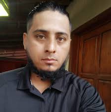 Imagínate que la niña Yani les diga a las mujeres que la critican: "Sus  esposos ya se suscribieron a mi only corazones bellos" Nombre, yo que  ustedes dejo a su marido.