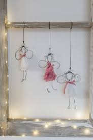 Wie versprochen, zeige ich euch natürlich noch den inhalt des ersten adventskalenderpäckchens. Engel Diy Fur Weihnachten Oder Neue Drahtengel Pomponetti Basteln Weihnachten Weihnachtsbasteln Diy Weihnachten