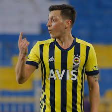 €* 15 eki 1988, gelsenkirchen, almanya. Inside Mesut Ozil S Miserable Start To Life At Fenerbahce As Former Arsenal Ace Struggles Mirror Online