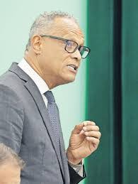 Daniel Nottage's Instagram, Twitter & Facebook