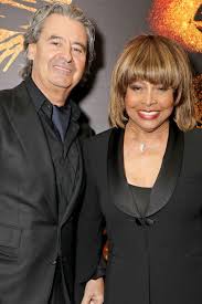 After separating from ike in 1978, tina embarked on a solo career. Tina Turner Starportrat News Bilder Gala De