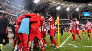 Vinotinto leva o primeiro, empata, sofre o segundo e vai buscar o empate com. Spanische Supercopa Darum Wird Real Madrid Gegen Atletico Heute Nicht Im Tv Und Im Live Stream Gezeigt Goal Com