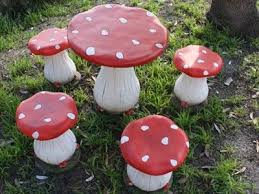 Mushroom Table And Stools Garden Table Chairs Fairy Theme Room Garden Table