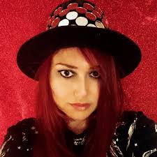 Lyn Berman's Instagram, Twitter & Facebook