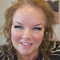 Deborah Wrobel's Instagram, Twitter & Facebook