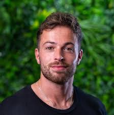 Daniel Elkin's Instagram, Twitter & Facebook