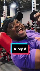 bust yo sleeves with this tricep workout!! #fitness #workout #shoulders  #gym #fitnessmotivation #healthylifestyle #armworkout