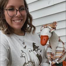 Looking for tower techs. This job requires the individual to climb cellular  towers with heights up to 300ft. educational training will be provided. Pm  more for more information. Our shop is located